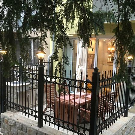A Luxury Apartment With Patio And Bbq Sofia Ngoại thất bức ảnh
