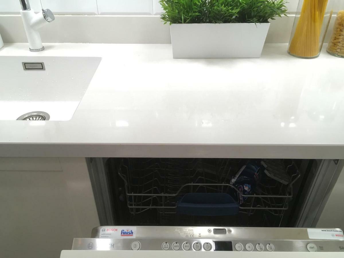 A Luxury Apartment With Patio And Bbq Sofia Ngoại thất bức ảnh
